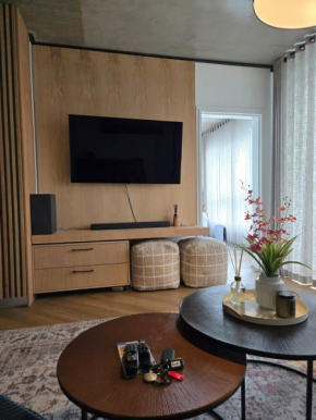 Stunning 2-Bedroom Apartment with Park Views